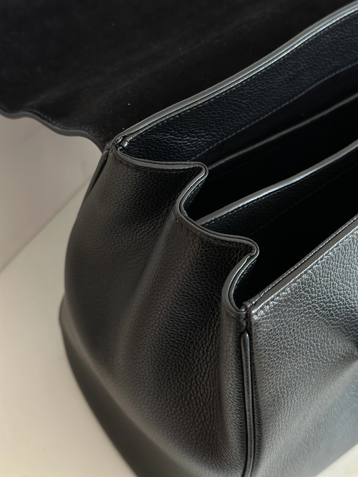 MOMO-- 358i95 194043CR8.38NO high quality version soft 16 Calfskin item:E-B805J2474